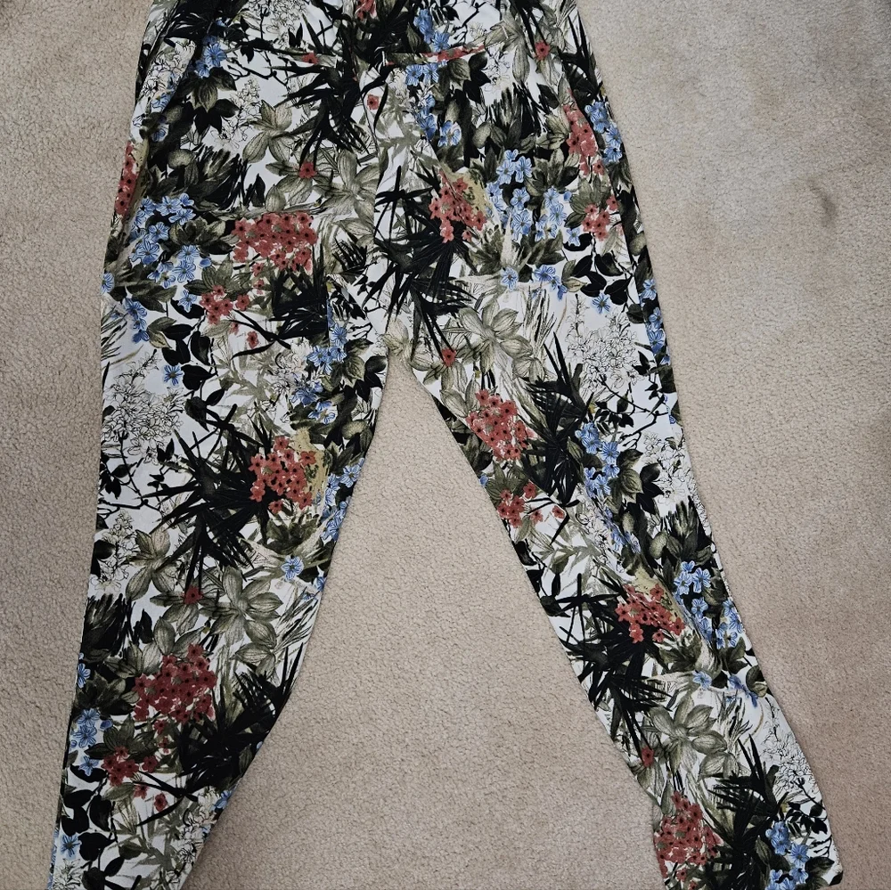 Pants - Picture 5 of 5